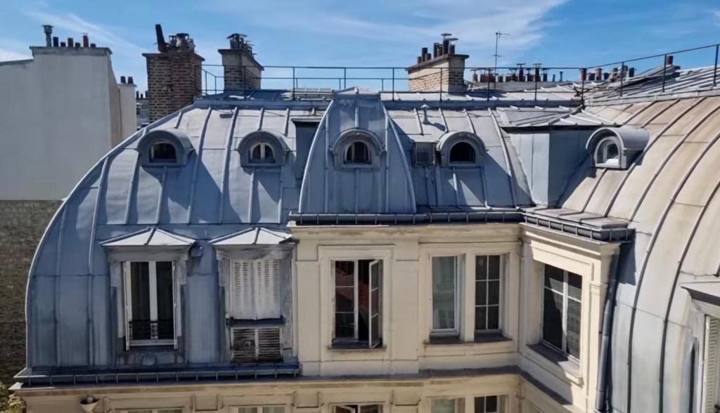 Charmant studio rénové sous les toits en plein centre de Paris - 5