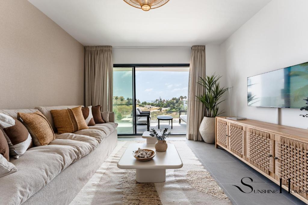 Peaceful Getaway Near Beach & Golf REF076 - 3