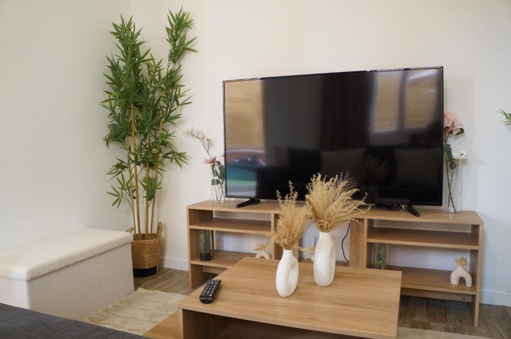 Appartement tout confort avec grande terrasse - 2