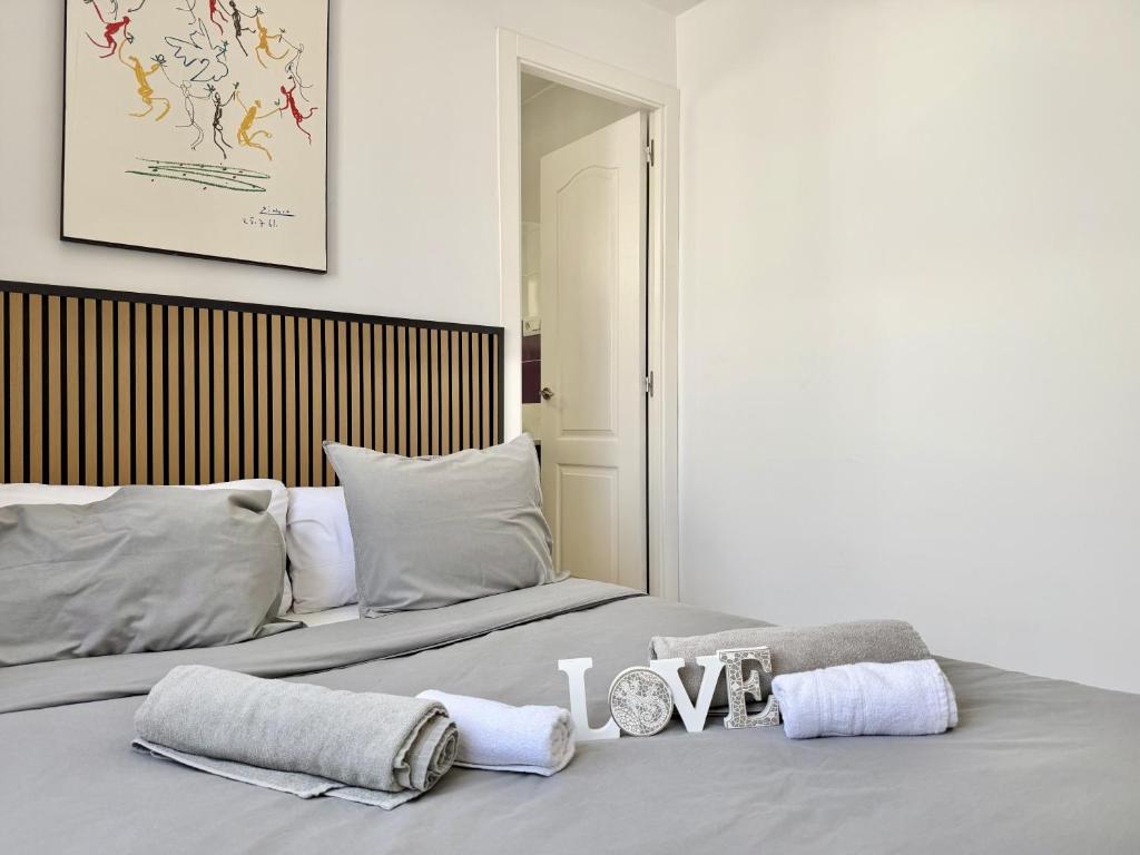 Premium Apartment Terrace & Beachfront by TuriVida - 4