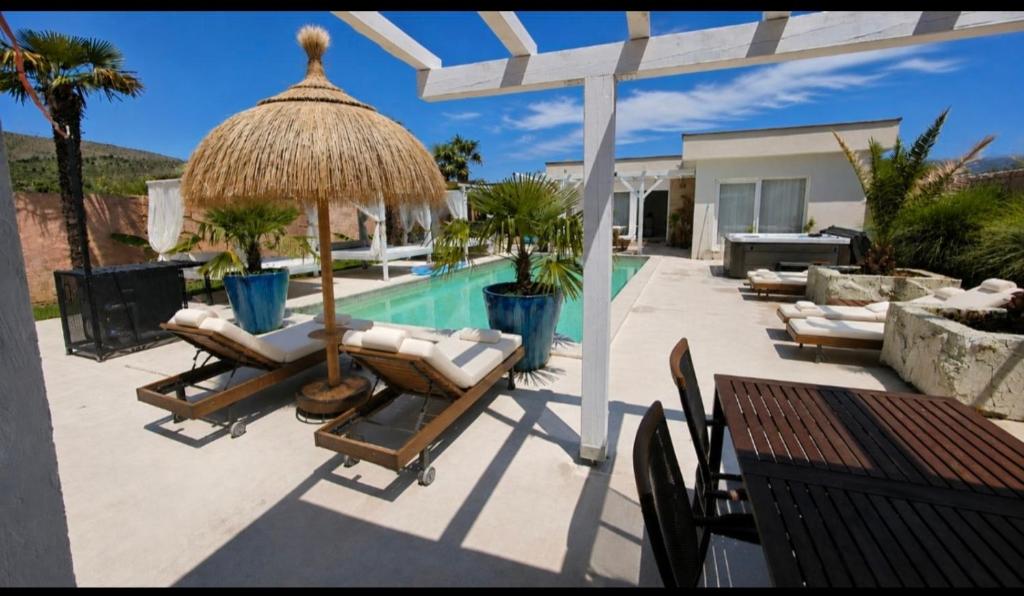 Villa Aqua Vista - 5