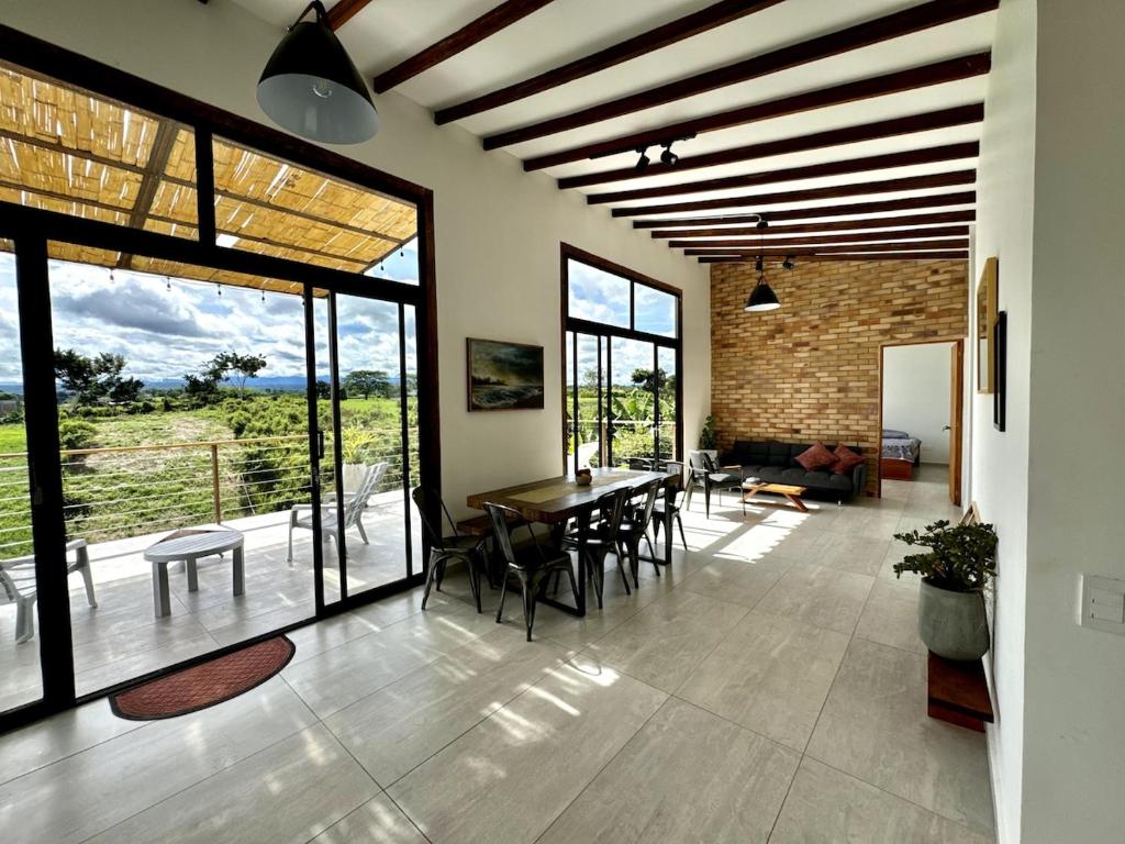 Casa campestre en el eje cafetro, piscina, fogata y naturaleza - 1