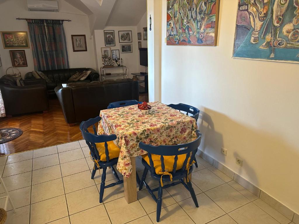Apartment Lamer - 3