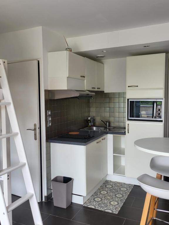 appartement proche plage avec piscine - 5