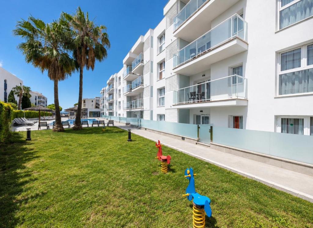 Rentalmar Pins Marina - 4
