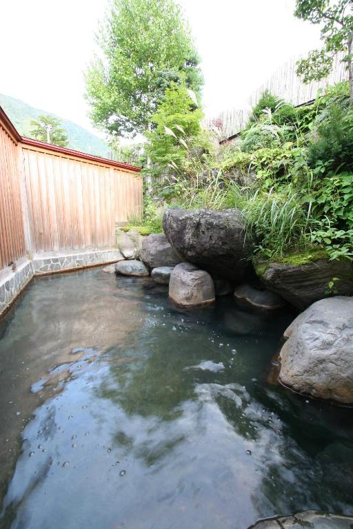 Hot spring bath