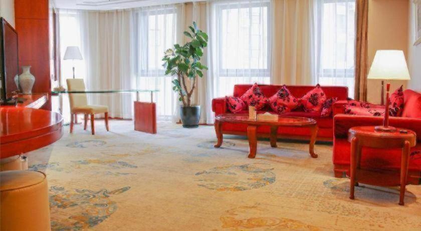 Xian Qujiang Yinzuo Hotel