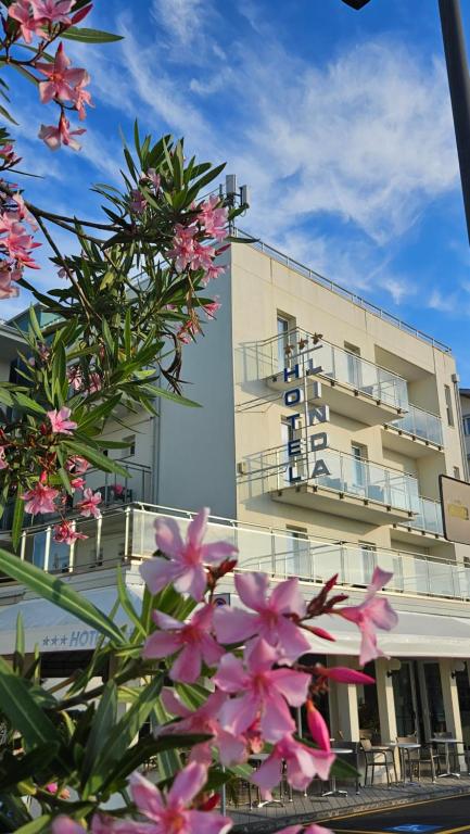 Hotel Linda - 1
