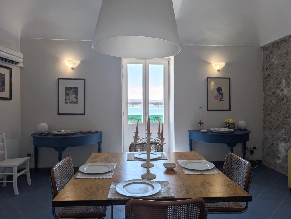 SunSeaView Ortigia Apartment - 4