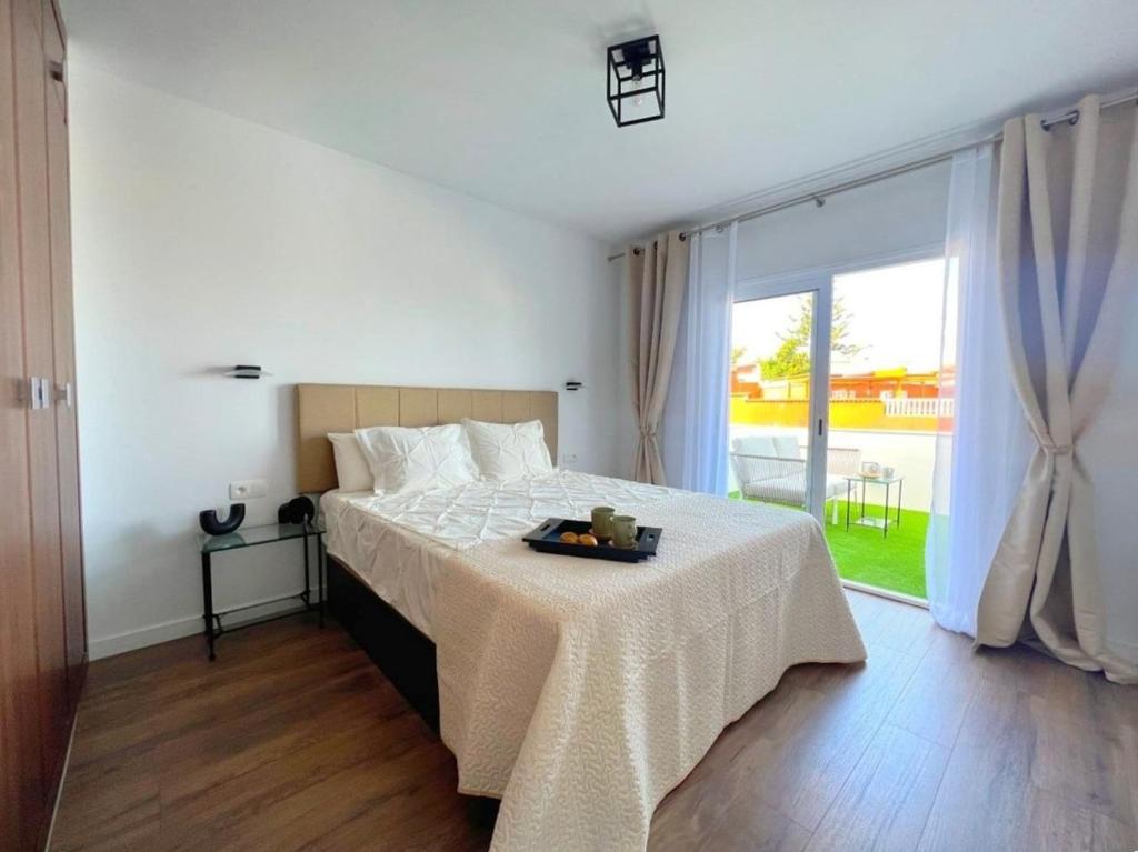 Ocean View Apartment with Sunset Terrace - 4