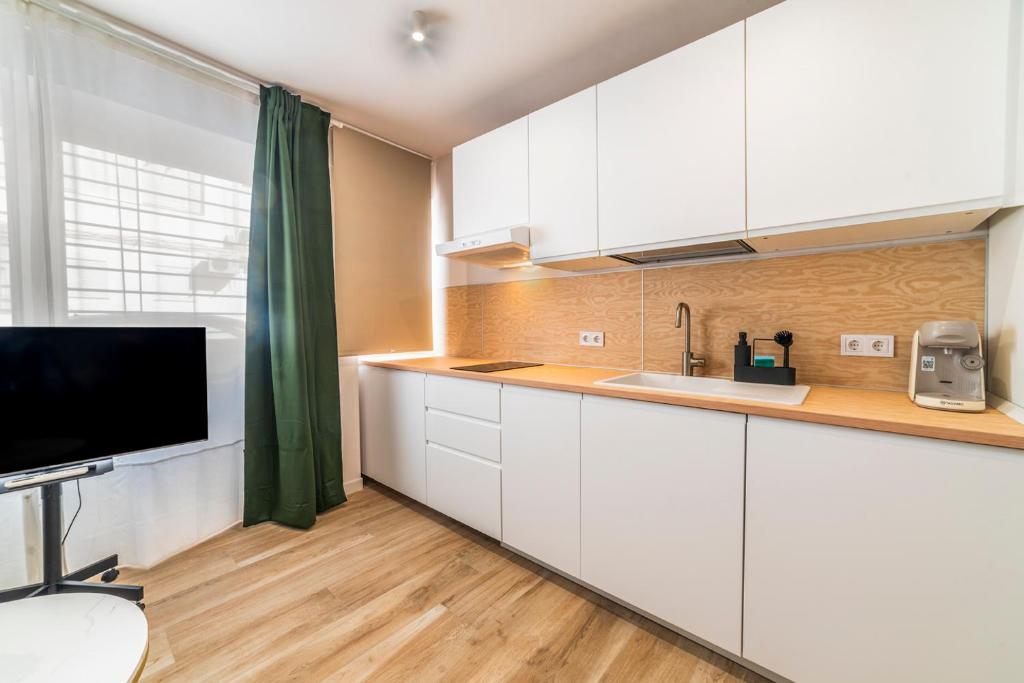 Home2Book Seville City Comfort - 5
