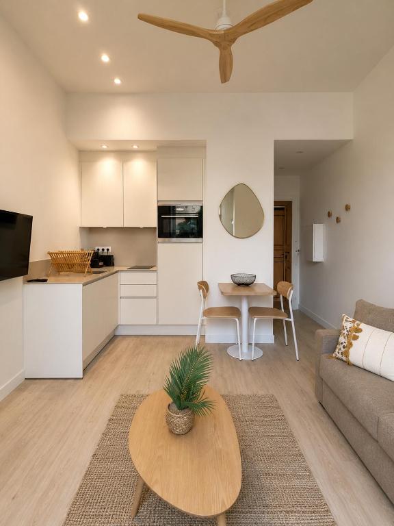 LIONS Renovated studio, unobstructed and wooded view, 700 m from beach - 4