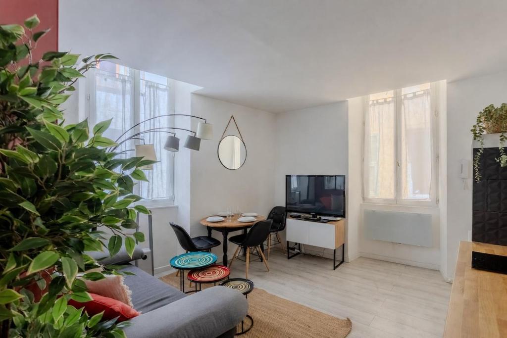 Casa Colonna - Cosy 2p Vieux Nice - Dressing - 5