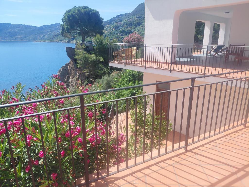 Villa Kalura con 2 Spiagge private & Vista Mare - 3