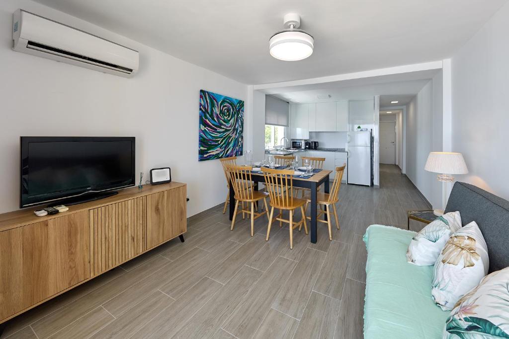 LOS RANCHOS sea view apartment - 3