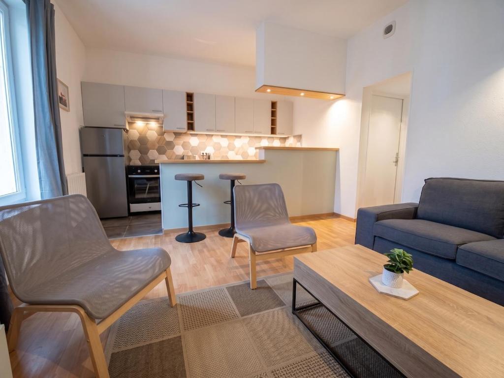 Jacquart, Close to downtown, Free private parking - 1