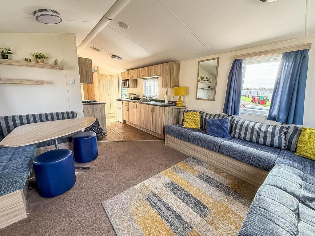 Caravan Near Hunstanton Beach, Manor Park photo 2