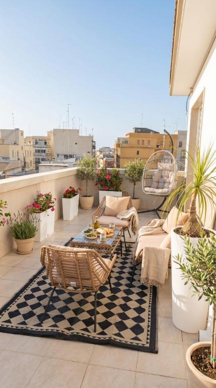 Panorama Sky Penthouse - 2