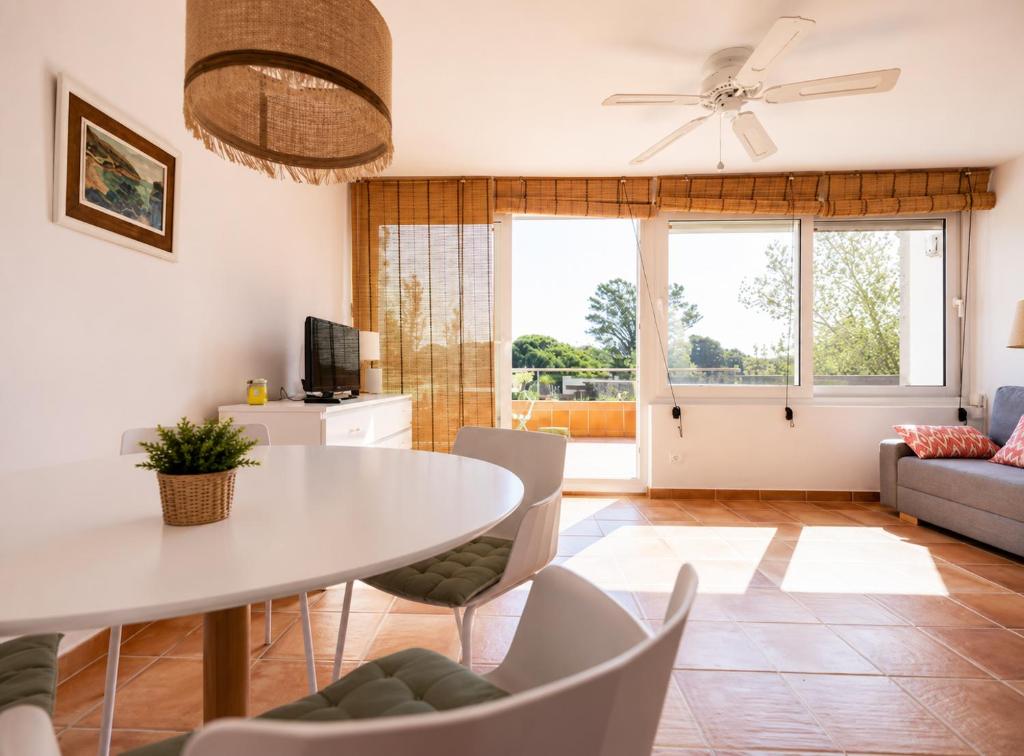 Precioso ático ideal parejas con vistas - 4