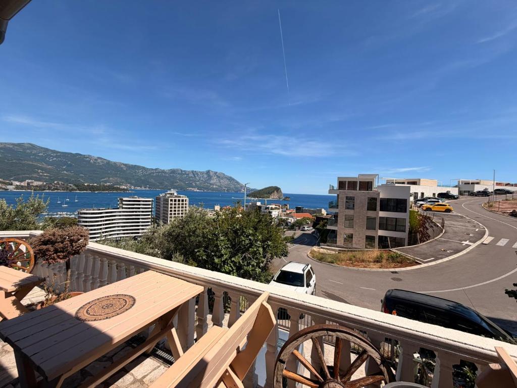 White Hills Apartments Budva - 2