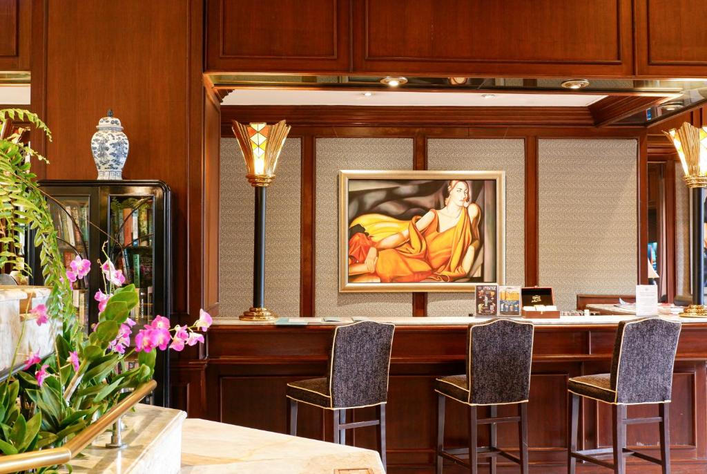 Bar/lounge