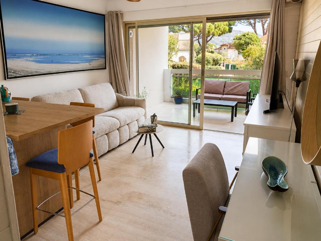 Studio avec Terrasse- Centre de Cannes - 2