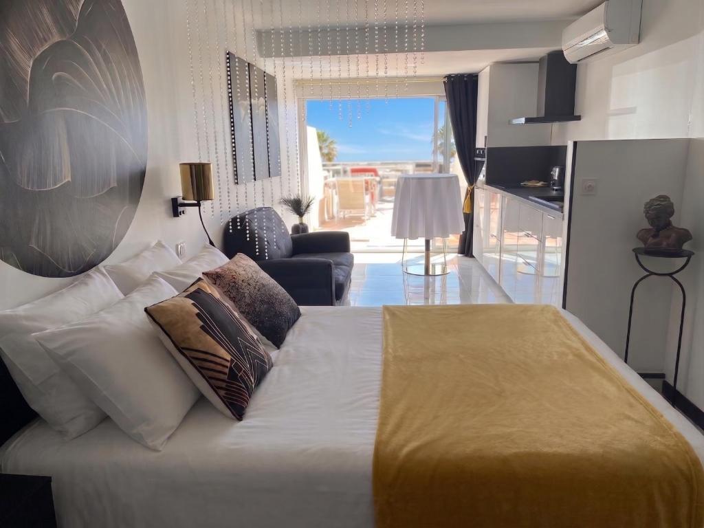 Cap d'Agde Village Naturiste - Studio Chic & Terrasse "Le Boudoir Heliopolis" - 1