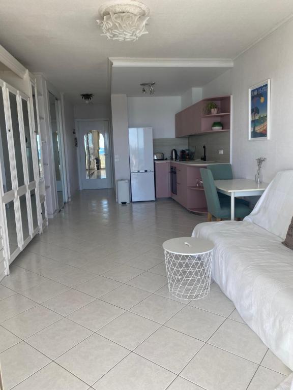 Beau studio front de mer Juan les pins vue mer exceptionnelle - 3