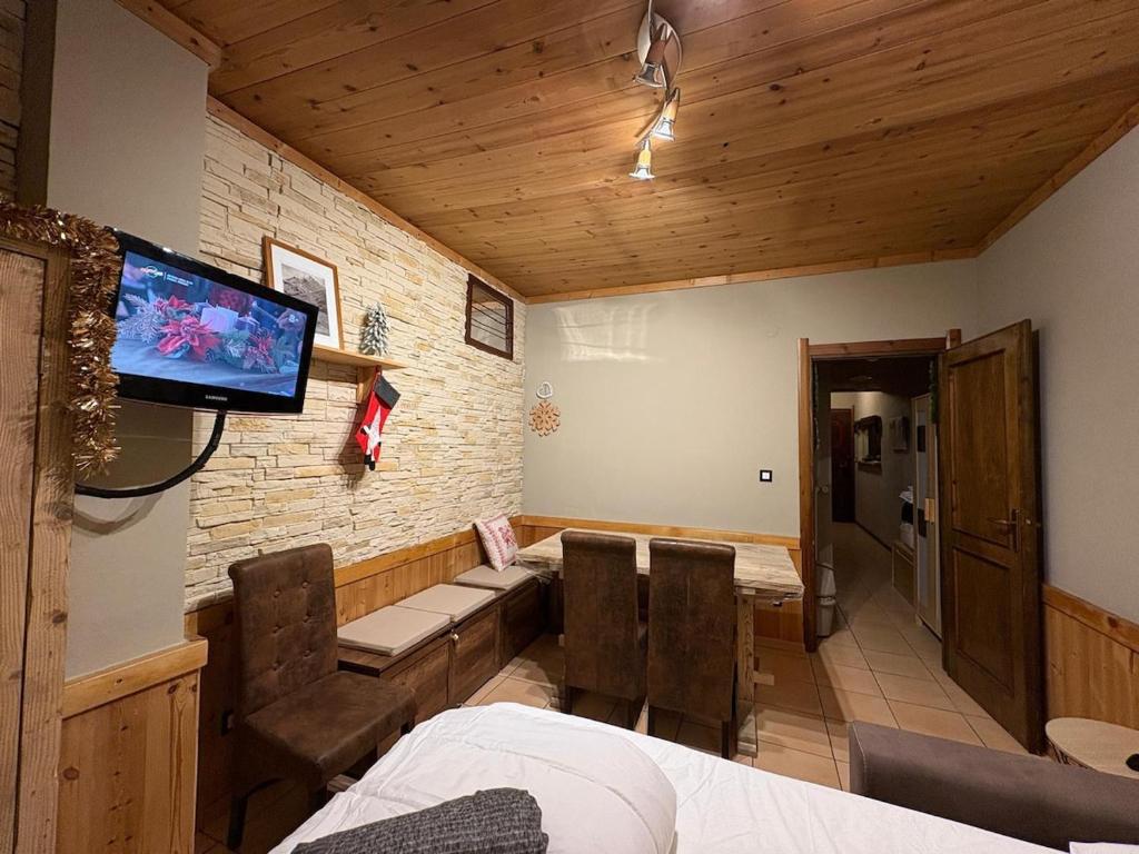 Royal Ski Lodge - 5