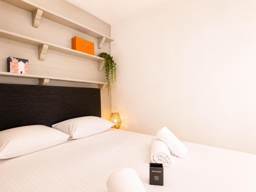 Beachfront apartment in Menton - 4