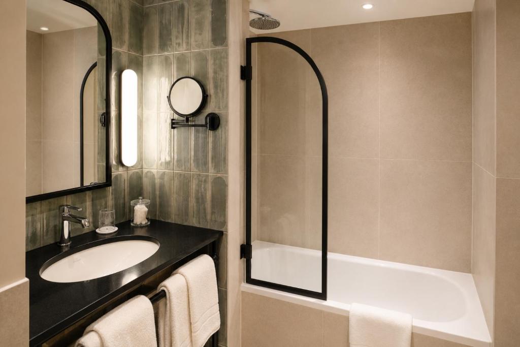 Hotel Grand Coeur Latin - 2