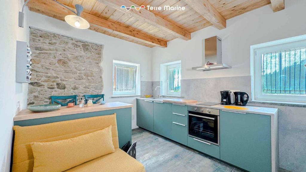 Il Borgo del Silenzio-Vivo per Lei, Terre Marine - 1