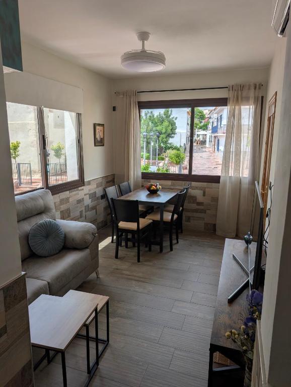 Apartamentos La Esquina - 1