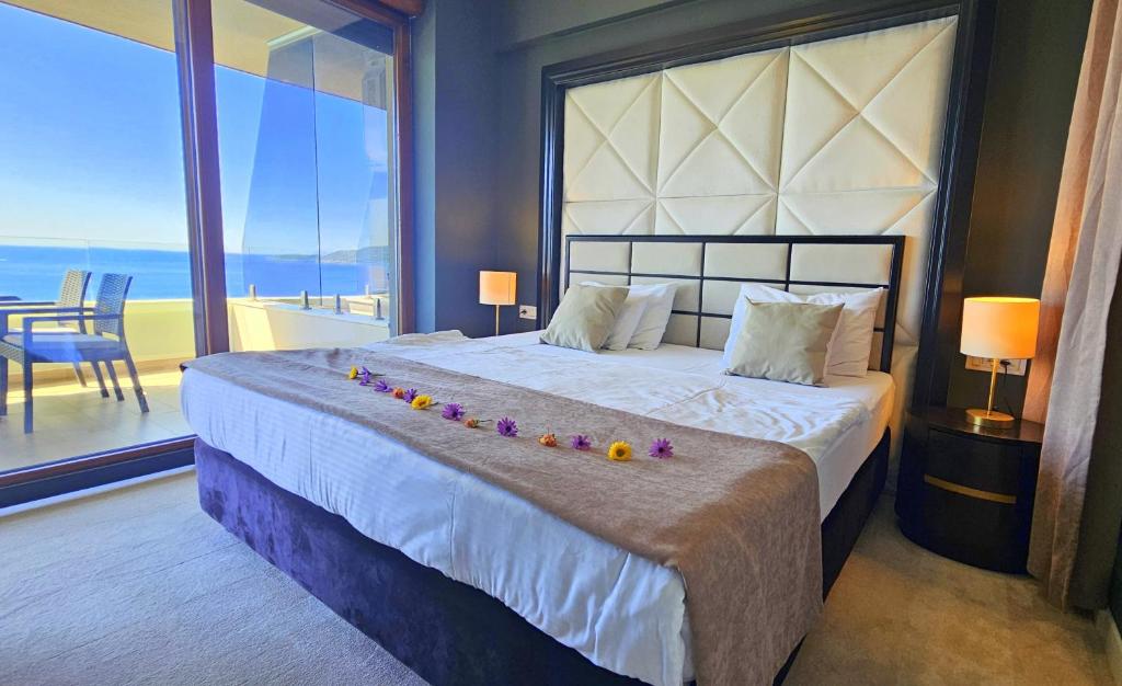 Azure Breeze Suites B - 3