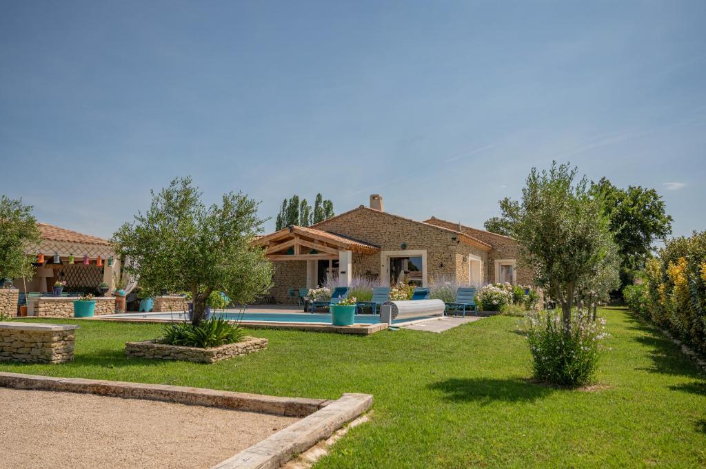 Entre Ciel et Pierres Holiday rental Gordes with pool and air conditioning - 2