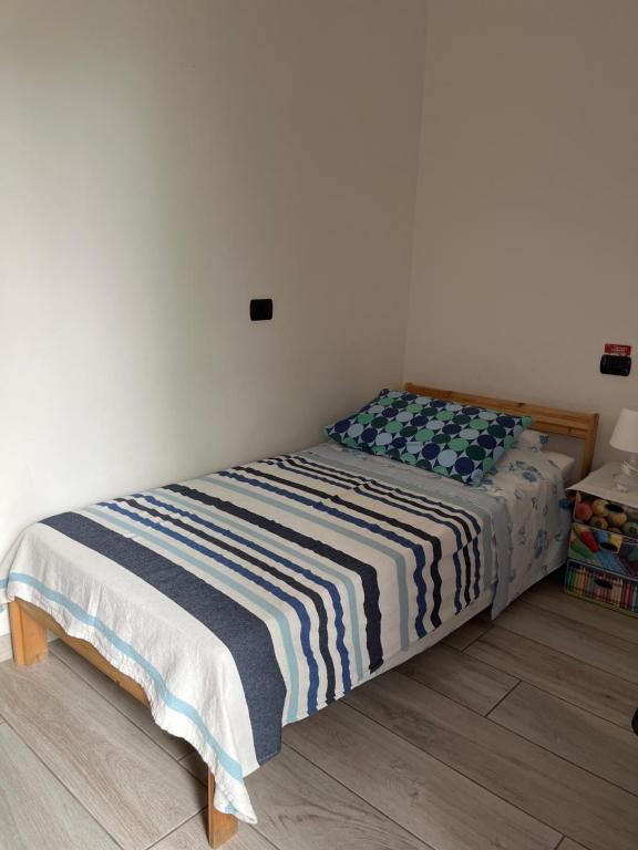 Il Cortile Como Single & Double Room in apartment NO HOTEL - 3
