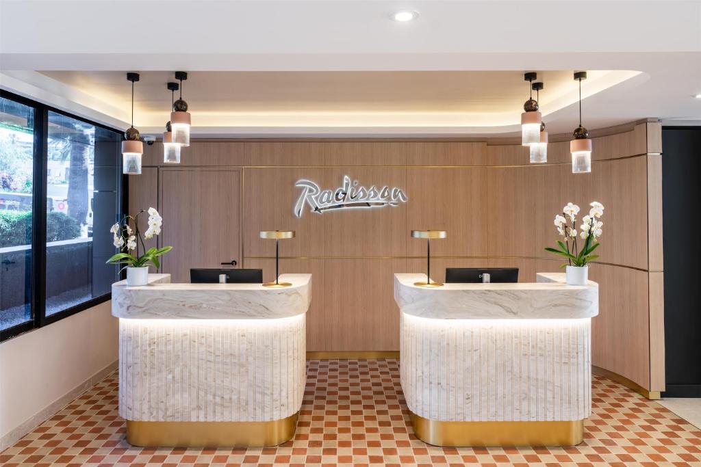 Radisson Hotel Cannes Seaside - 2