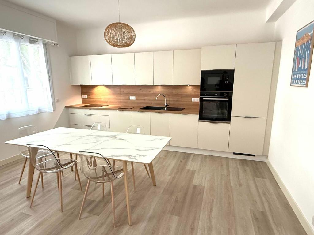 Le Ponteil - New 2-bedroom near beach & Old Town - 1