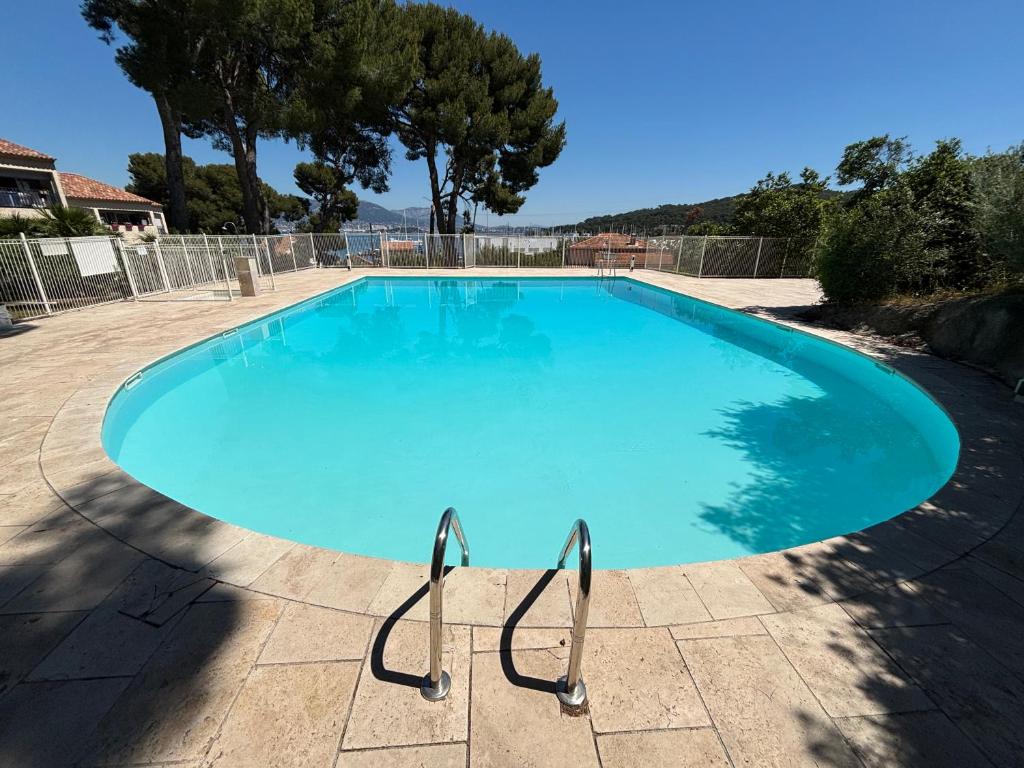 T2 Les Sablettes Piscine, Parking & Wi-Fi à 250 m de la plage - 1