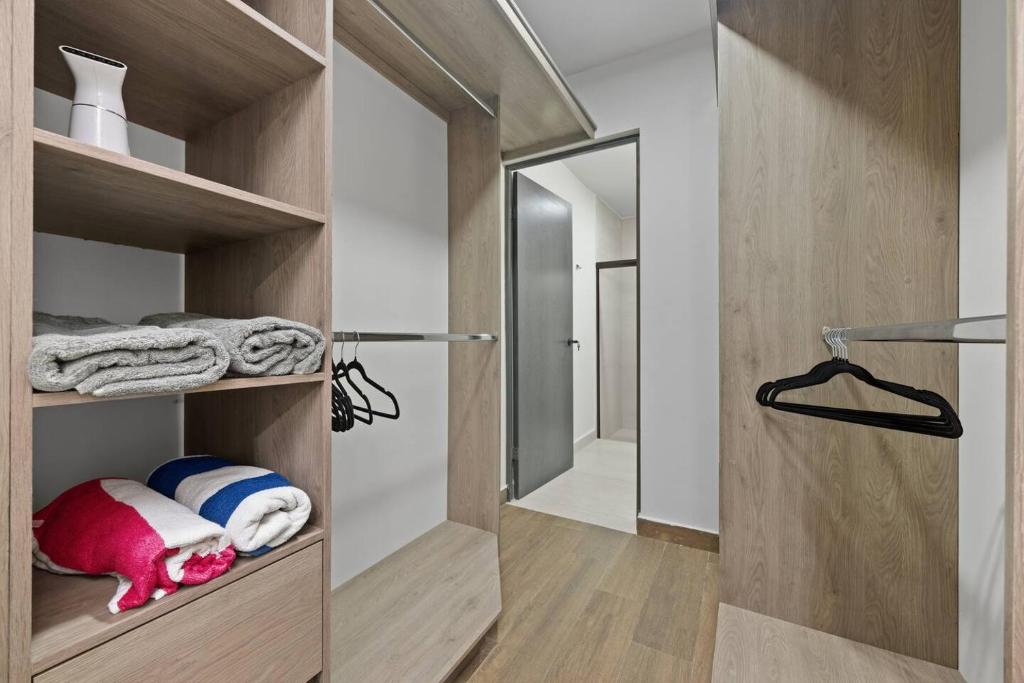 Loft Moderno con 2 Queen Beds Zona Tec - 1