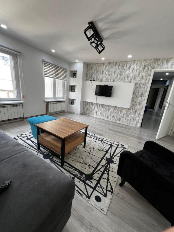 CENTRAL Apartment - 1
