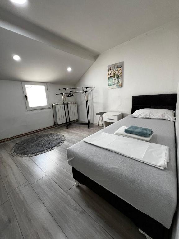 CENTRAL Apartment - 4