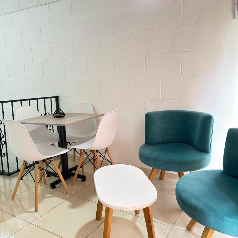 Apto Moderno 2 Hab , Sala Amplia , Tranvía 5 min - 4