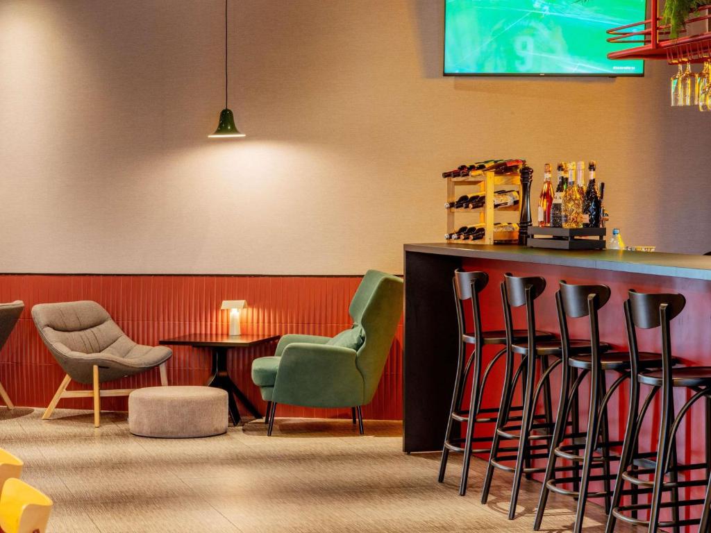 Pub/Lounge