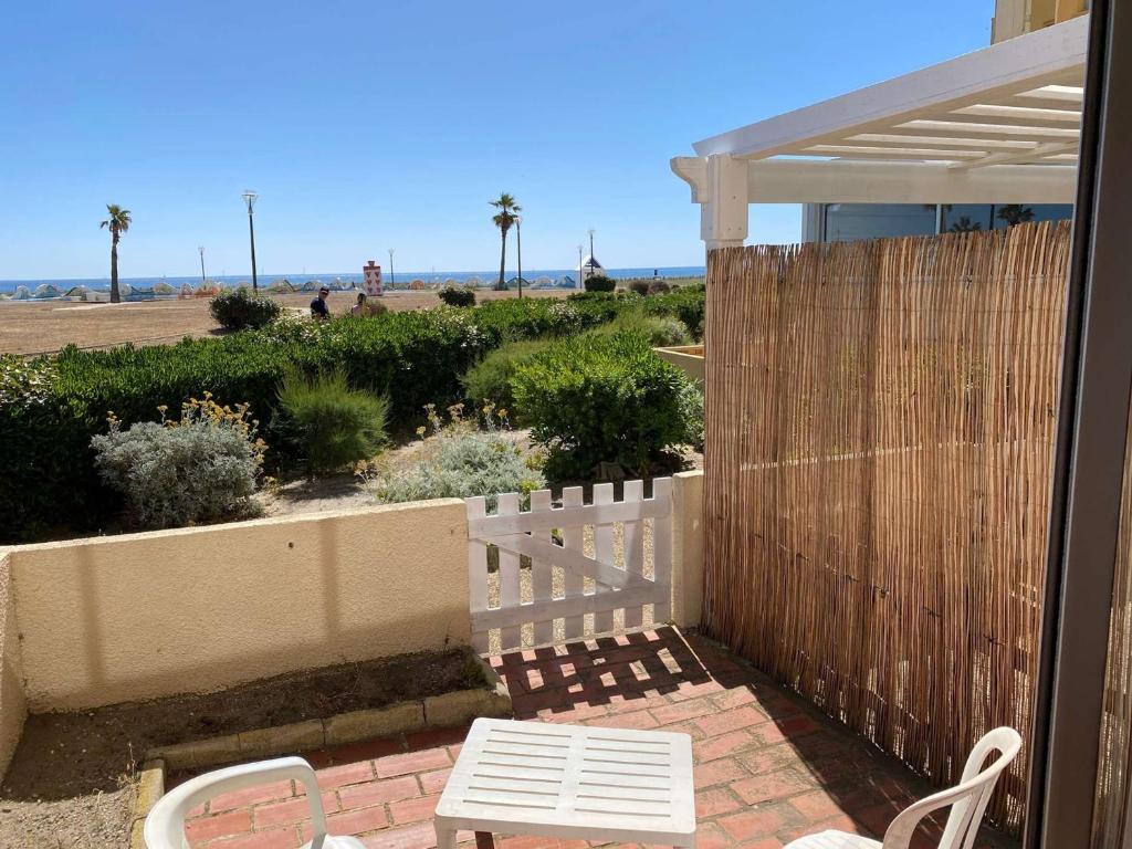 Studio bord de mer pour 3 pers avec parking - FR-1-81-127 - 1