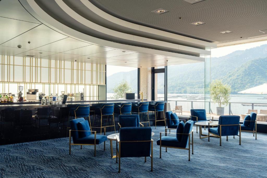 Bar/lounge