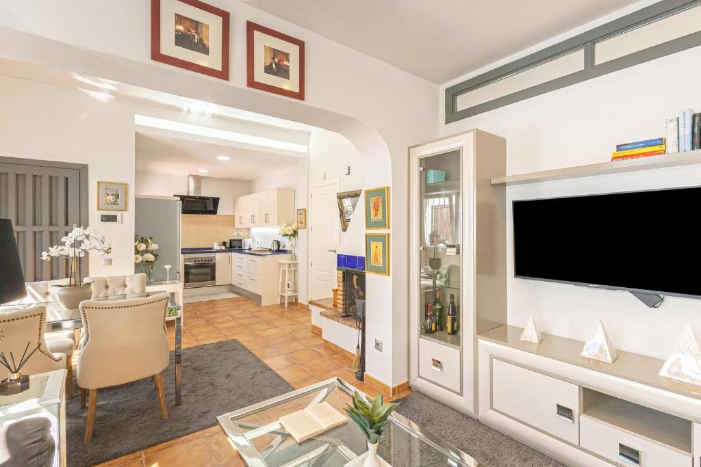 La Casita De Pueblo Andaluz - Happy Rentals - 3