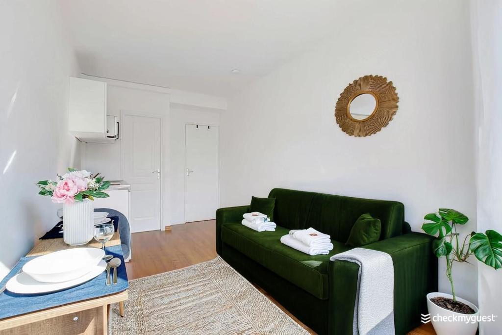 Charming studio - 2P - Near Convention - 1