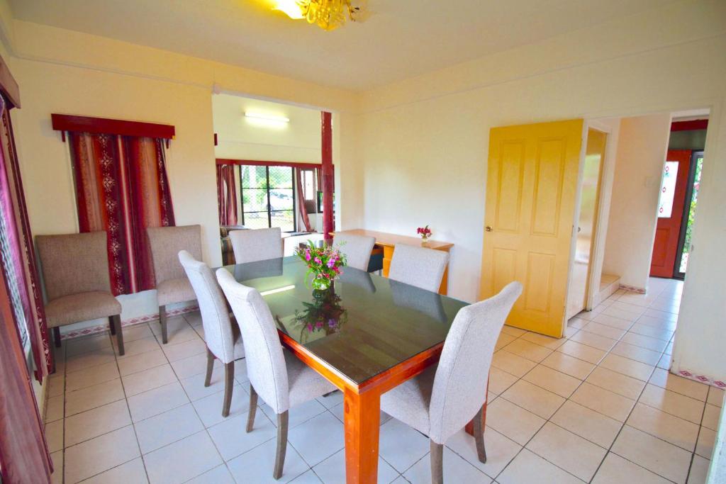 Tonga Holiday Villa