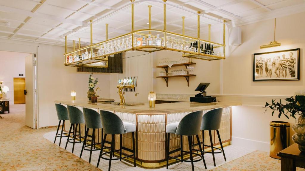 Bar/lounge